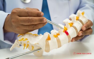 Ernia del disco lombare: come trattarla con la fisioterapia